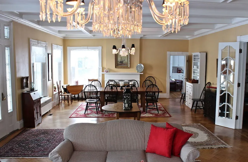 1837 Cobblestone Cottage-1